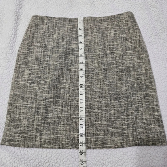 ✨️4/$20. Anne Taylor LOFT Nwot Petite A Line Skirt Lined Tweed Beige Black Women - Picture 6 of 13